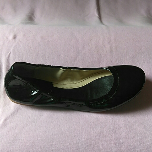 BOUTIQUE 9 SHOES FLAT. - Picture 3 of 5